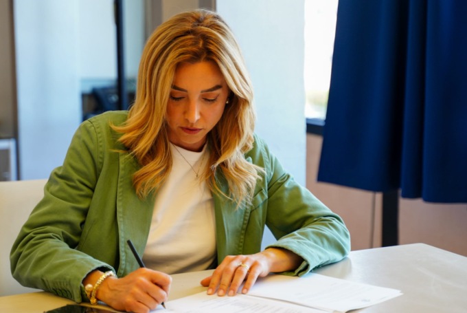 Primo giorno di lavoro per la neo Sindaca di Genova Silvia Salis.