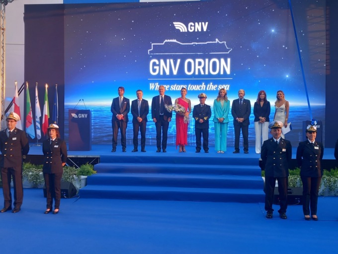 Presidente Bucci e assessore Lombardi al varo della nuova nave Orion di GNV