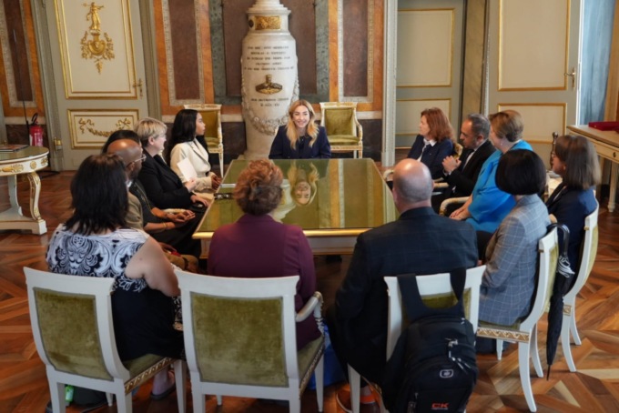 La sindaca Salis riceve a palazzo Tursi la delegazione della città di Columbus, Ohio.