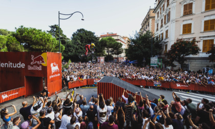 Red Bull Cerro Abajo 2025, grande successo di pubblico. Vince il brasiliano Roger Vieira
