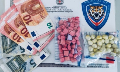 Arrestato dalla Polizia Locale: sequestrate oltre cento dosi tra eroina e crack
