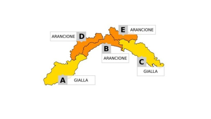 Maltempo, allerta meteo temporali arancione sul centro della regione da mezzanotte alle 15 di domani, giovedì 28 agosto