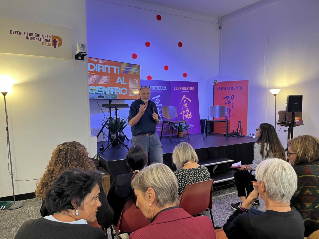 “Diritti al Centro – Verso l’età adulta”: a Genova il mentoring per giovani stranieri diventa risorsa per la comunità