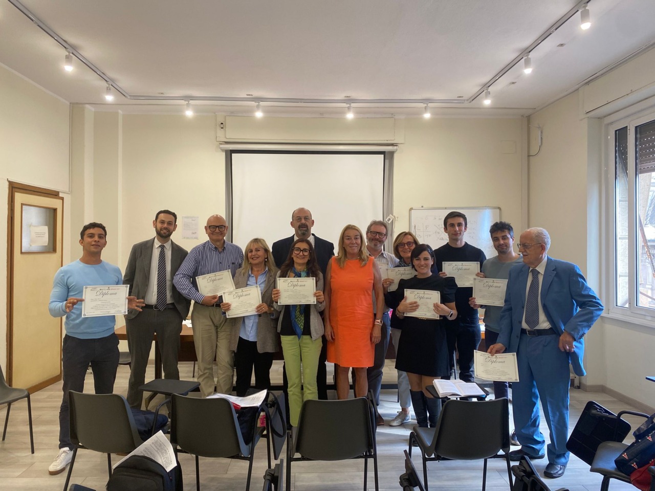 Arrivano 11 nuovi diplomati amministratori di condominio in città. I diplomi consegnati alla sede di Confedilizia Genova