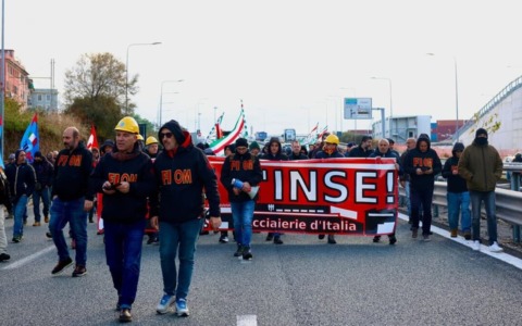 Ex Ilva, Ghio, Pandolfo e Sanna (PD): “Vicini ai lavoratori. Il governo la smetta di procrastinare e trovi soluzioni in tempi brevi”.