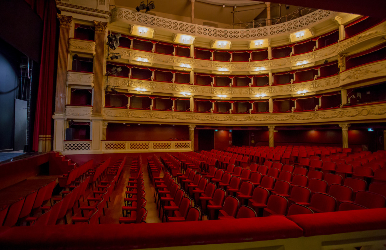 Sabato 20 dicembre al Teatro “Gustavo Modena” due grandi spettacoli gratuiti (ore 15.30 e 20.15) per la cittadinanza.