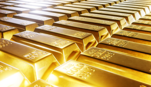 Investire in oro: conviene davvero? Opportunità e rischi del bene rifugio per eccellenza