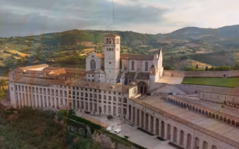 San Francesco d’Assisi: l’uomo e il santo che continua a parlare al nostro tempo